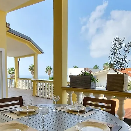 شقة Deby House
