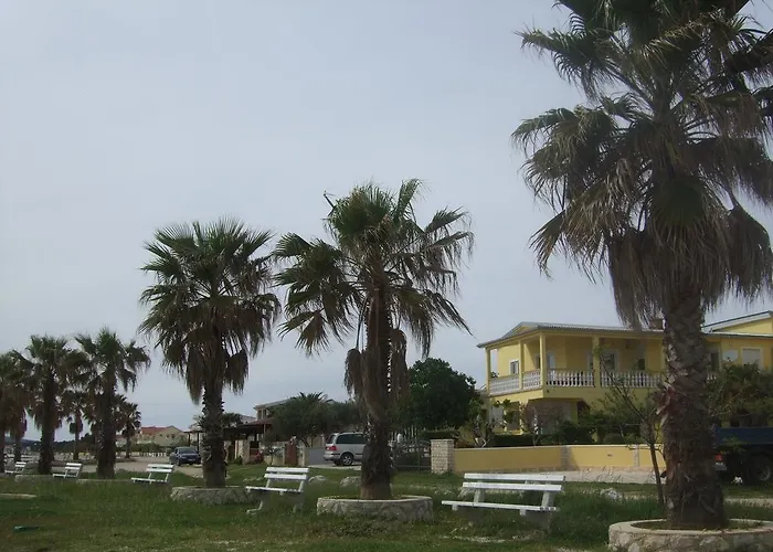 Deby House
